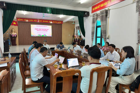 UBND xã Bum Nưa tổ chức phiên họp thường kỳ tháng 6 năm 2026