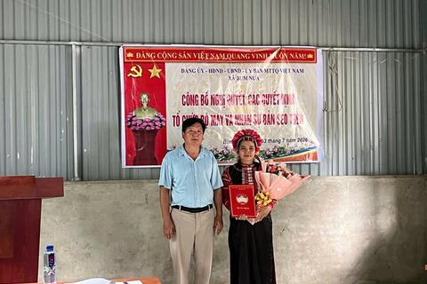 Hội nghị công bố Nghị Quyết, Quyết Định về tổ chức bộ máy và công tác nhân sự tại bản Seo Thèn