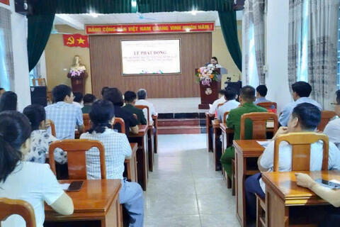 Xã Bum Nưa phát động ủng hộ đồng bào bị ảnh hưởng bởi mưa lũ tại xã Mường Than